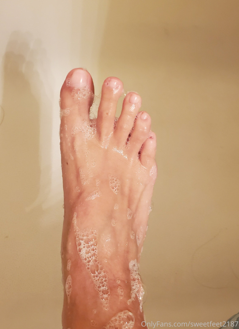 Photo by sweetfeet2187 published on May 17,2023 10:24:08 - BestThots