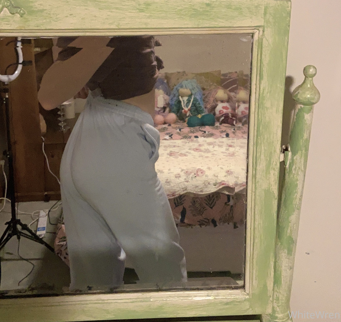 Photo by xwhitewrenx published on May 15,2023 20:26:49 - BestThots