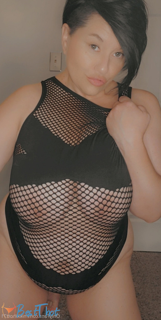 Photo by nikkihott71 published on December 22,2024 19:10:20 - BestThots