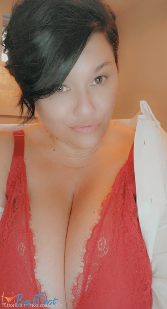 Photo by nikkihott71 published on December 22,2024 19:10:45 - BestThots