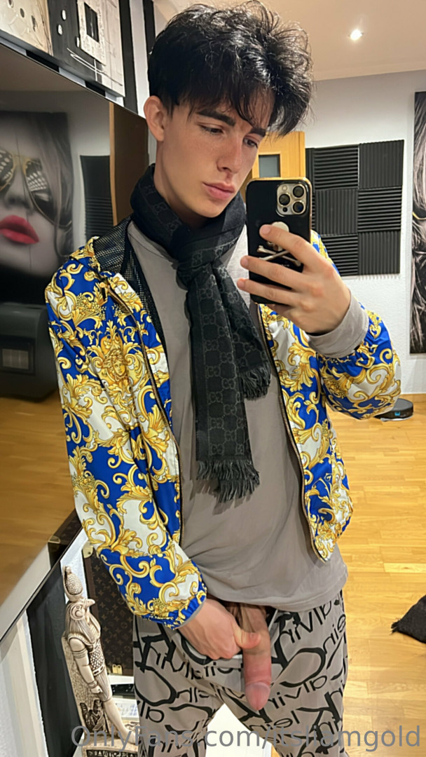 Photo by itsliamgold published on July 11,2023 22:03:38 - BestThots