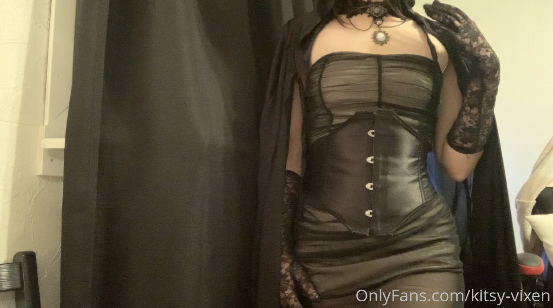 Photo by kitsy-vixen published on June 2,2023 04:35:44 - BestThots