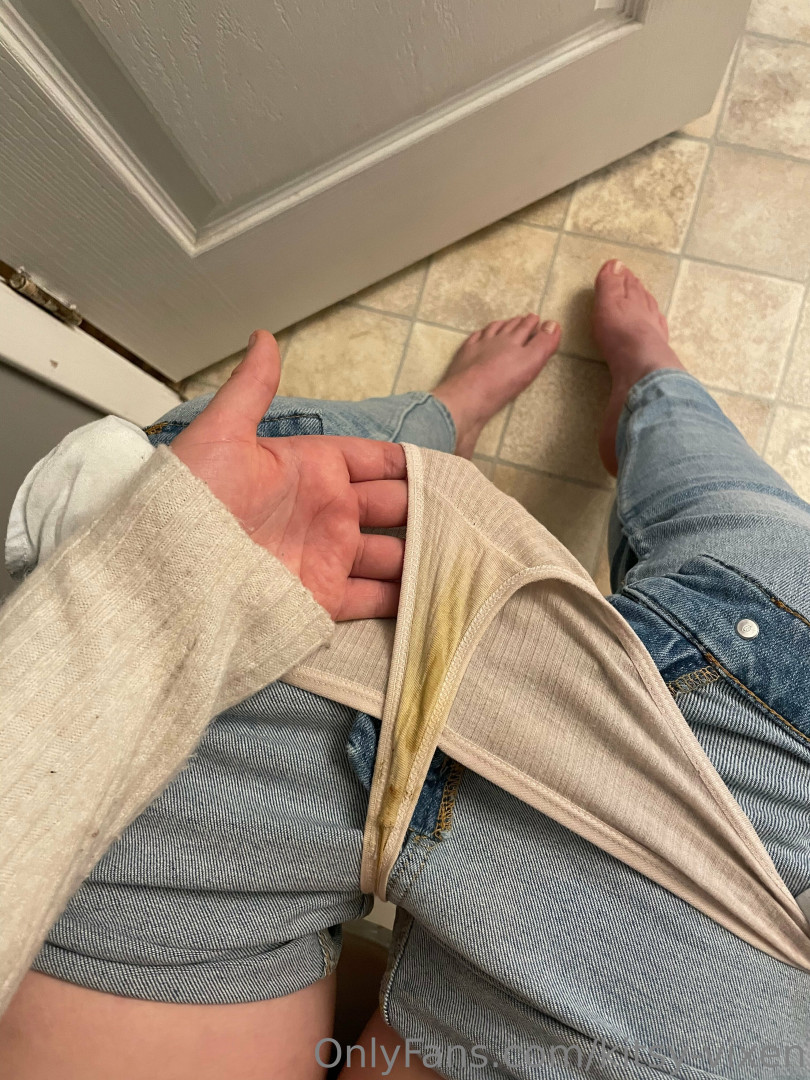 Photo by kitsy-vixen published on October 13,2023 15:24:22 - BestThots