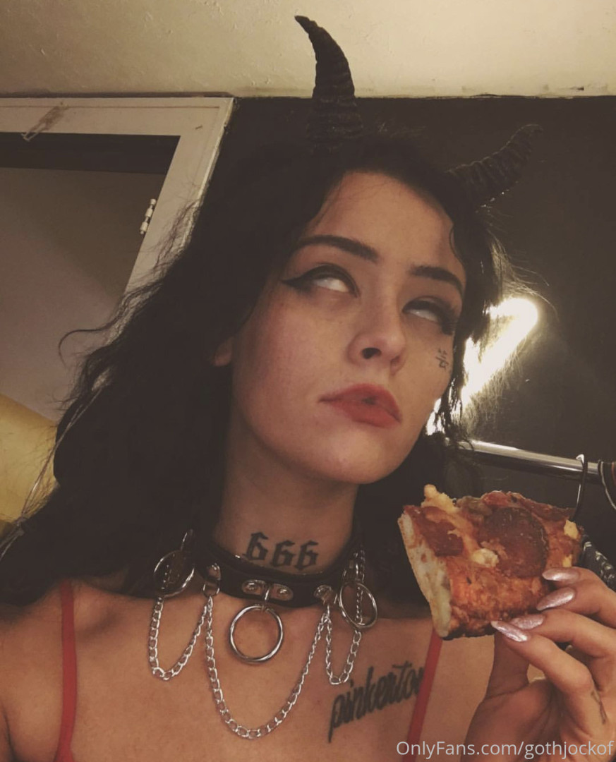 Photo by gothjockof published on October 17,2023 02:20:45 - BestThots