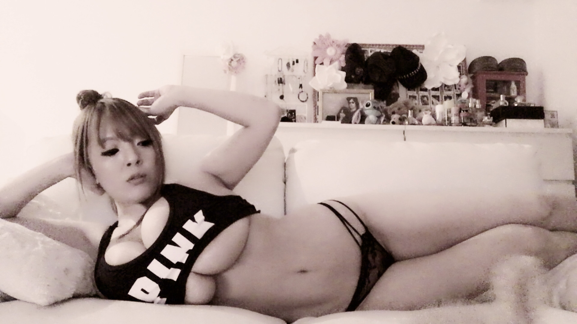 Photo by hitomi_official published on October 16,2023 23:37:21 - BestThots