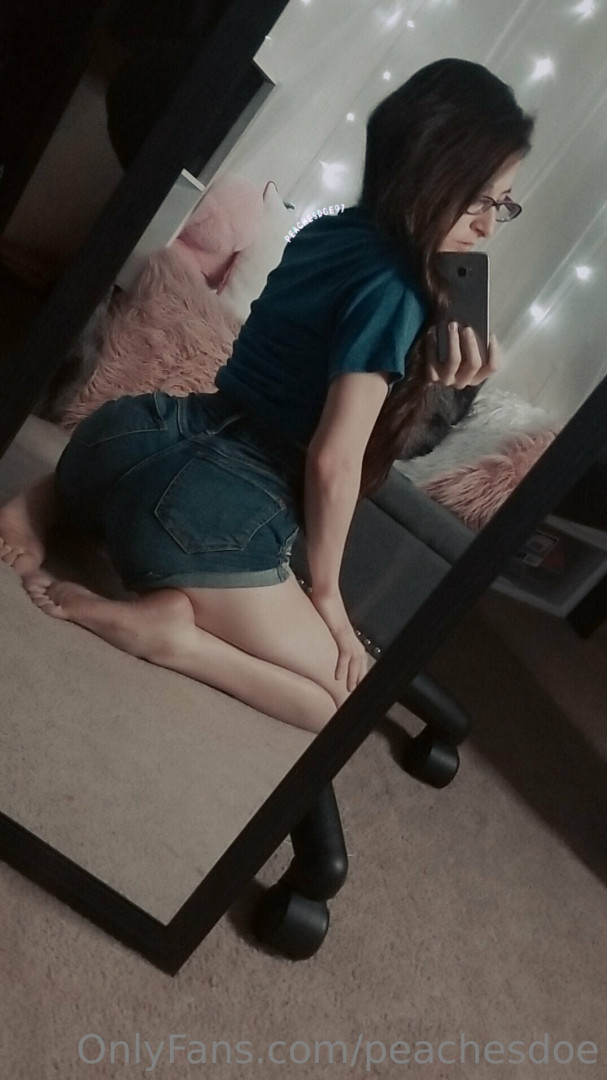 Photo by peachesdoe published on July 5,2023 18:25:24 - BestThots