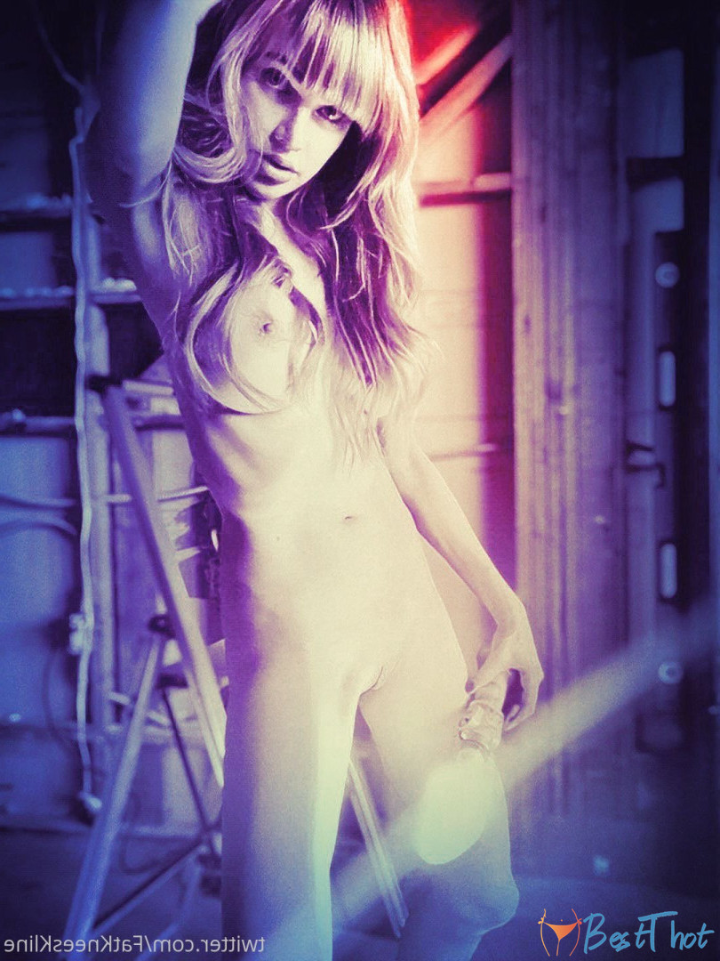 Photo by thot_thoughts published on December 18,2024 00:06:53 - BestThots