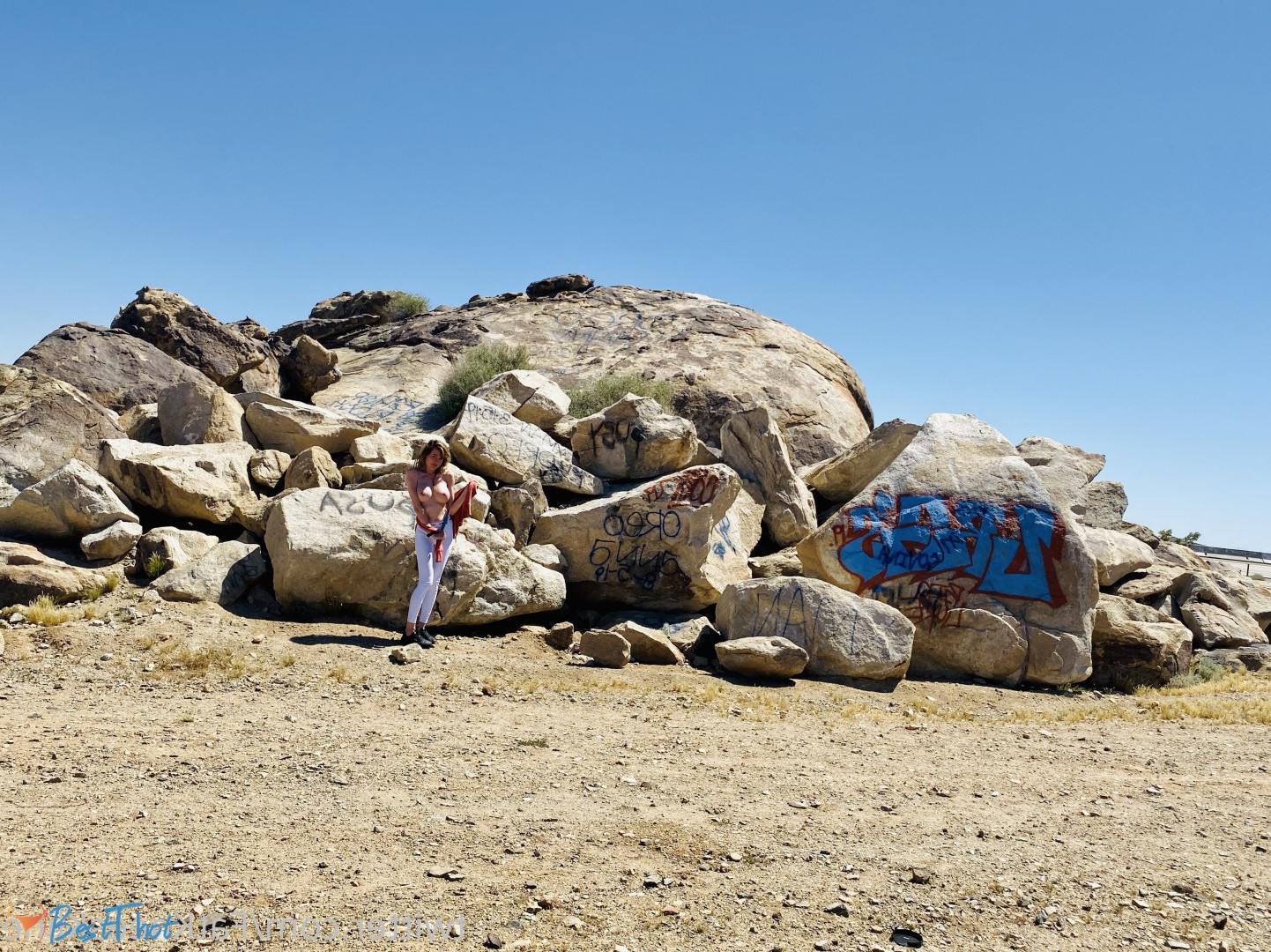 Photo by thot_thoughts published on December 18,2024 01:07:55 - BestThots