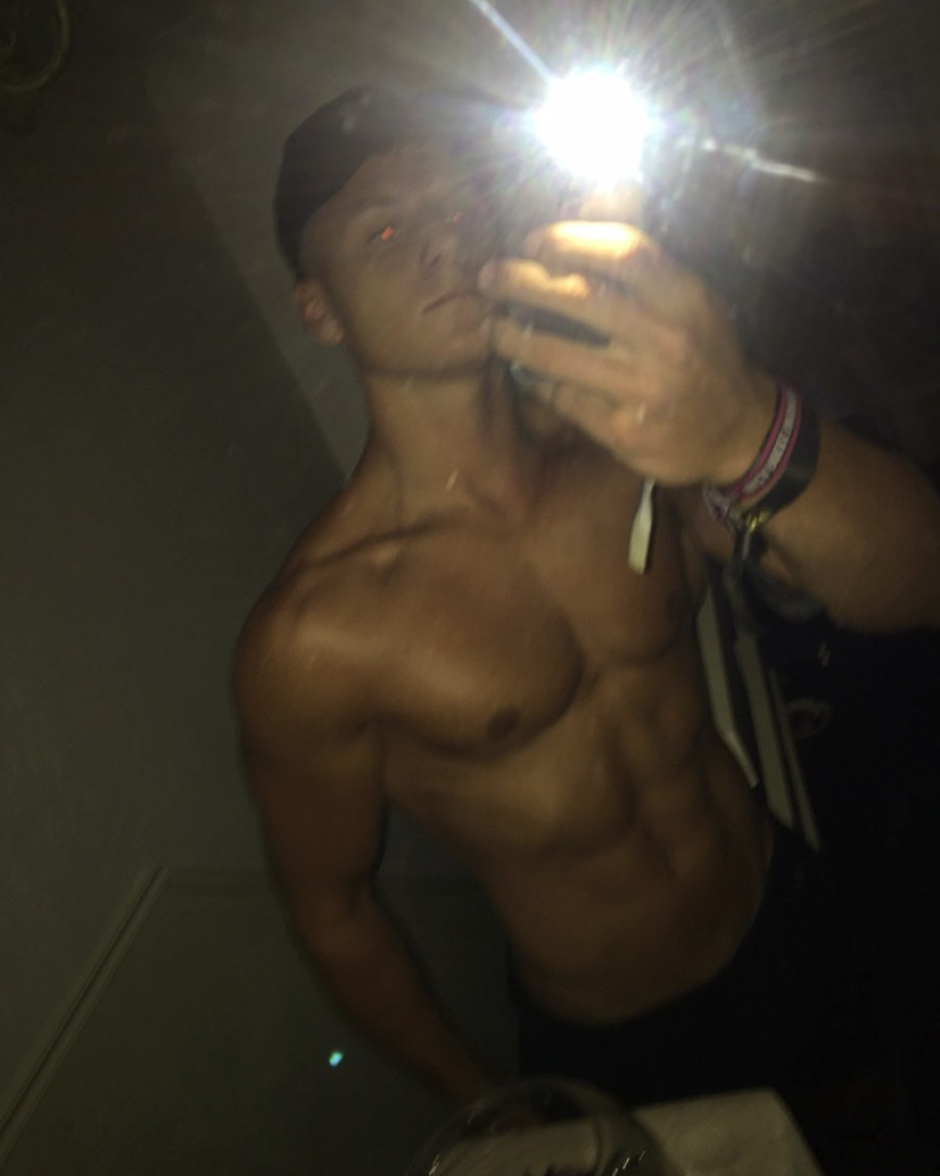 Photo by comeseethefun published on June 10,2023 10:45:04 - BestThots