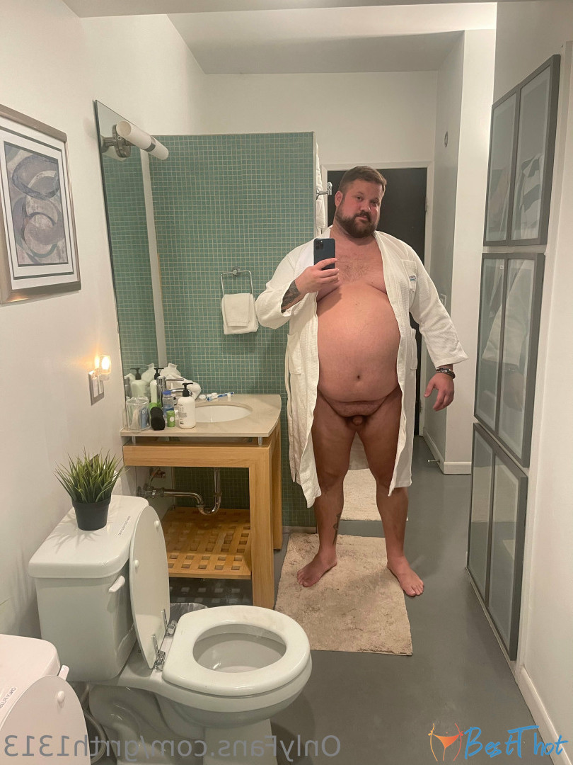 Photo by grrth1313 published on December 13,2024 03:06:35 - BestThots