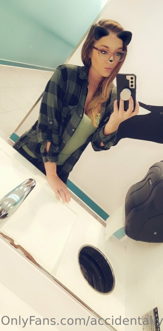 Photo by accidentallydelicious published on October 15,2023 14:43:32 - BestThots