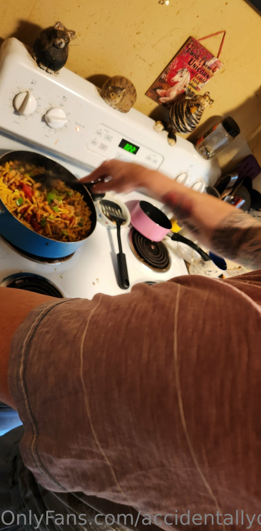 Photo by accidentallydelicious published on November 19,2023 21:04:10 - BestThots