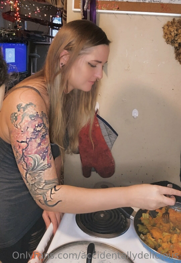 Photo by accidentallydelicious published on November 19,2023 21:04:11 - BestThots