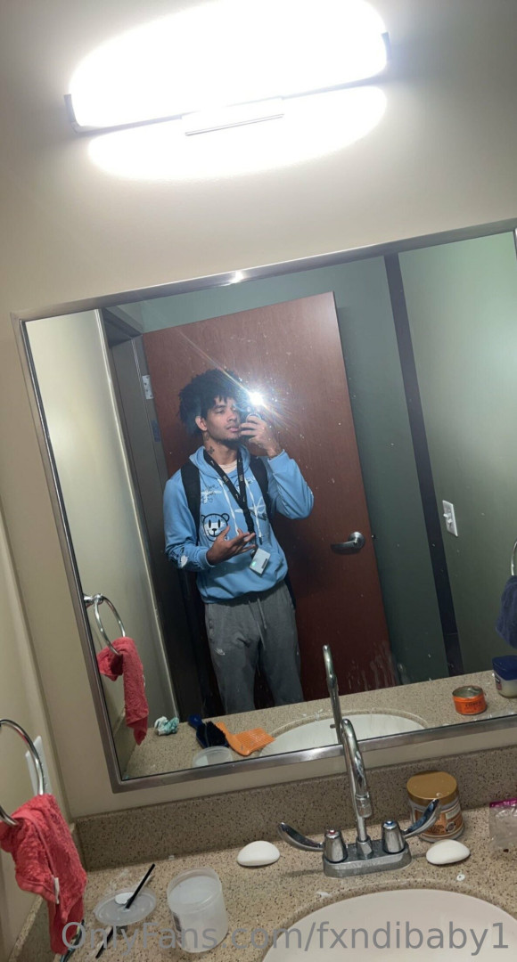 Photo by fxndibaby1 published on January 15,2024 02:05:13 - BestThots