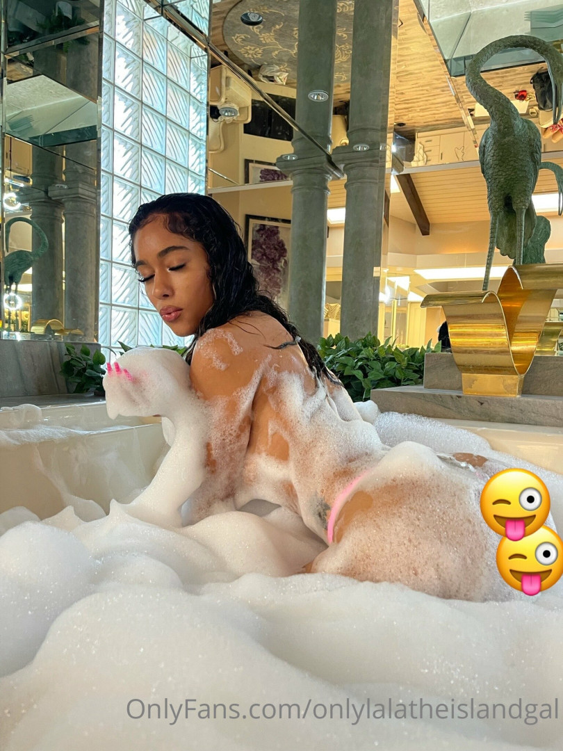 Photo by onlylalatheislandgal published on May 19,2023 19:17:40 - BestThots