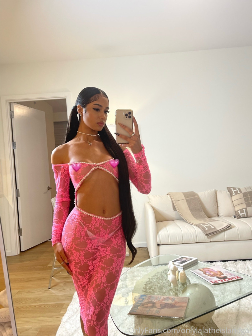 Photo by onlylalatheislandgal published on May 19,2023 19:17:47 - BestThots