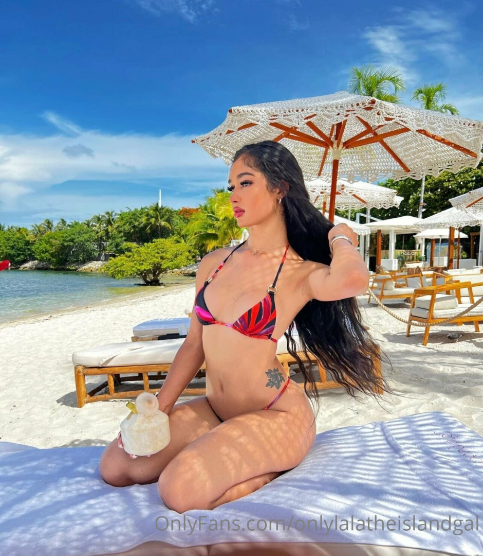 Photo by onlylalatheislandgal published on May 19,2023 19:17:50 - BestThots