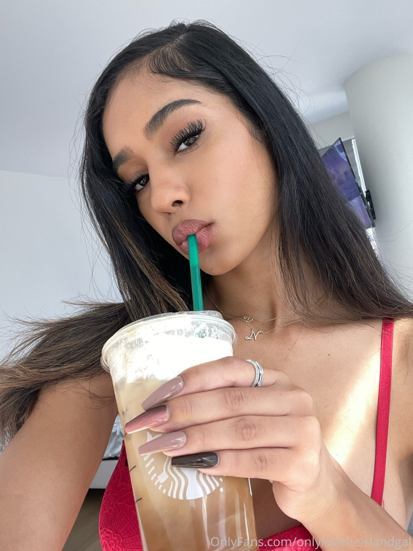 Photo by onlylalatheislandgal published on May 19,2023 19:18:16 - BestThots