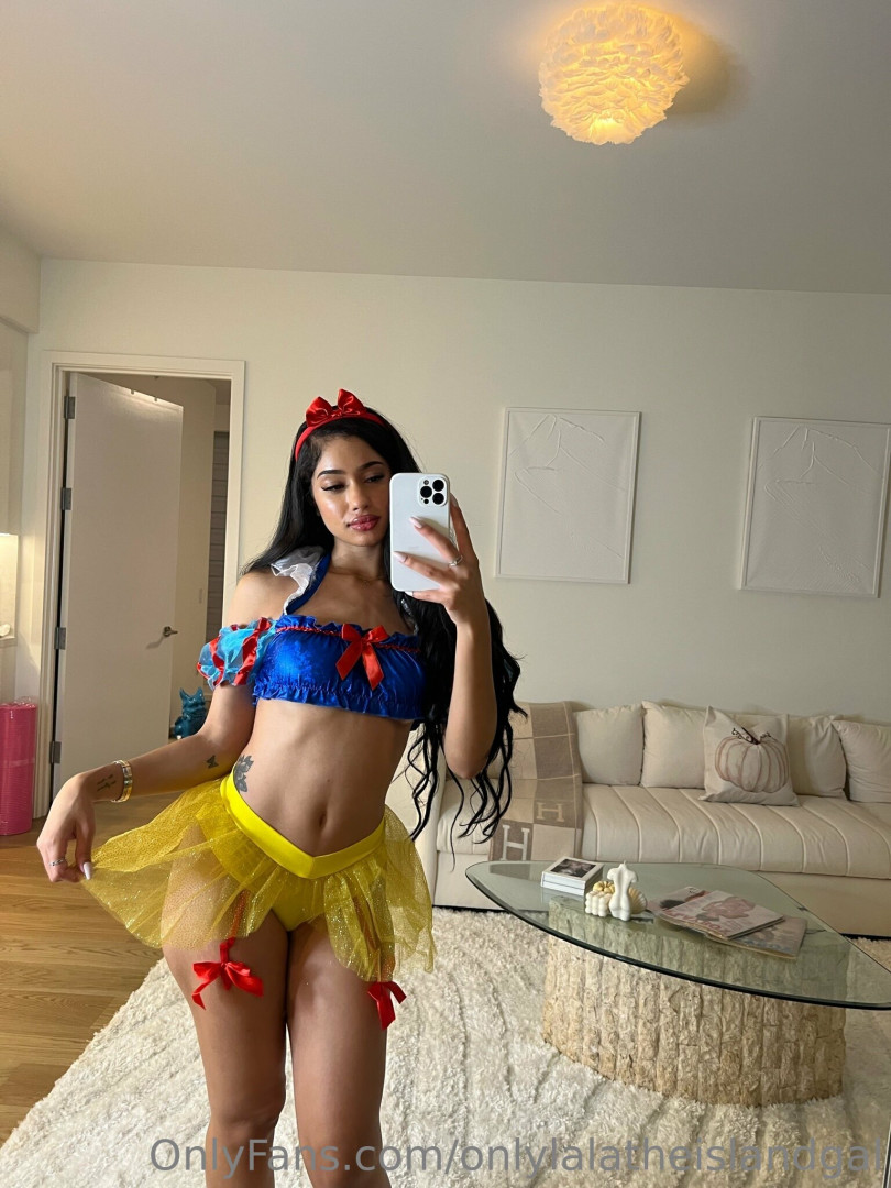 Photo by onlylalatheislandgal published on May 19,2023 19:18:29 - BestThots