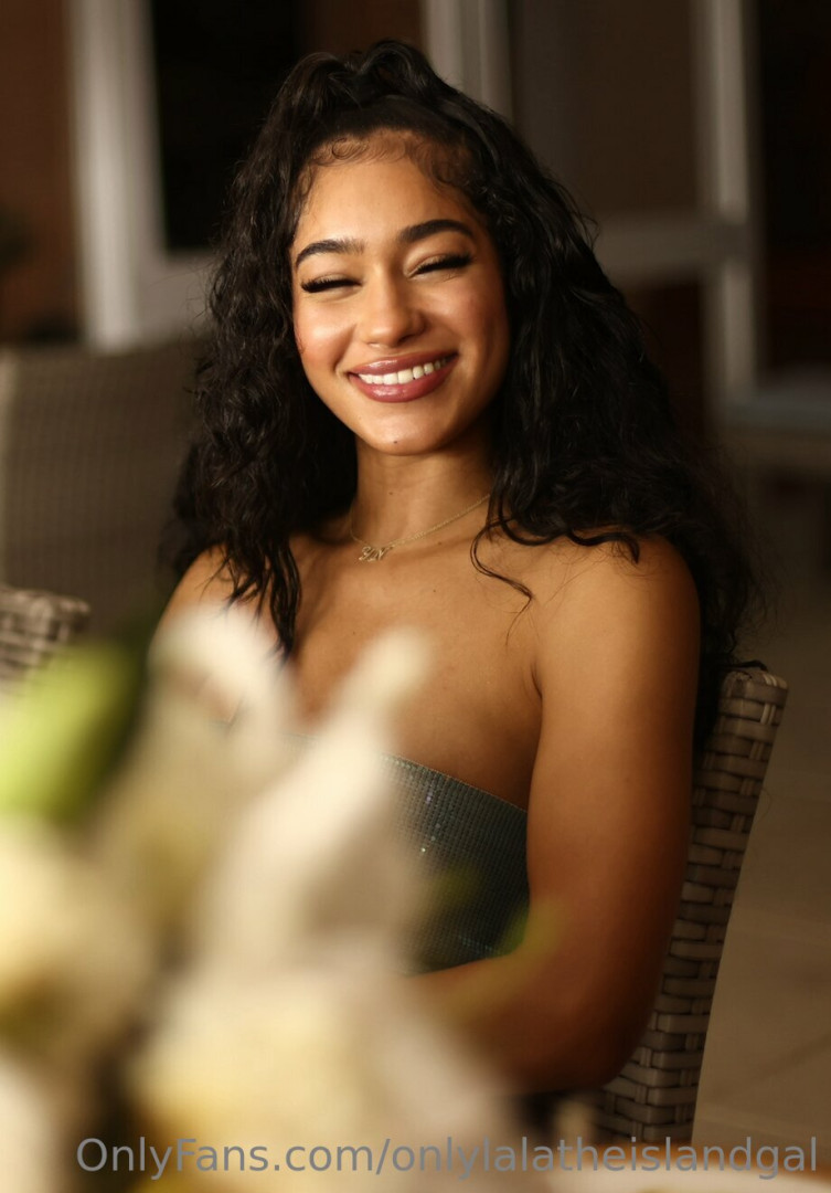 Photo by onlylalatheislandgal published on May 19,2023 19:18:42 - BestThots