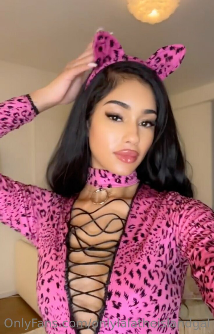 Photo by onlylalatheislandgal published on May 19,2023 19:19:06 - BestThots