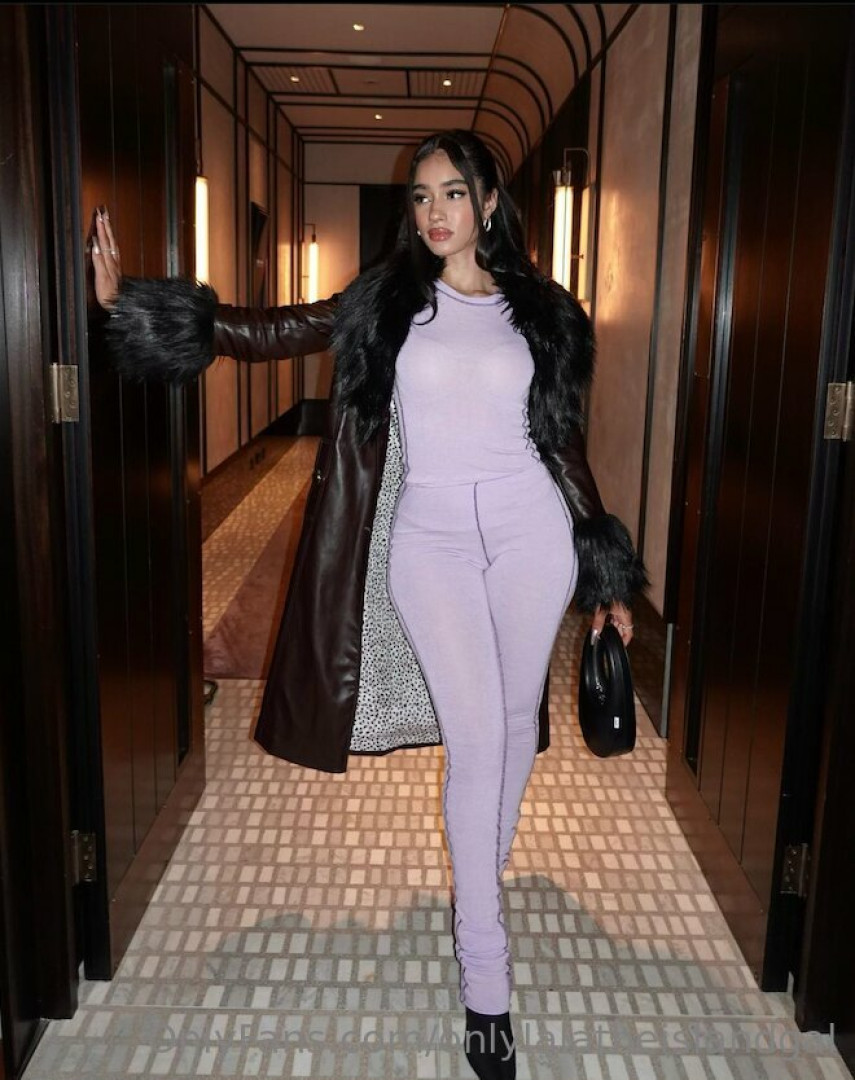 Photo by onlylalatheislandgal published on May 19,2023 19:19:40 - BestThots