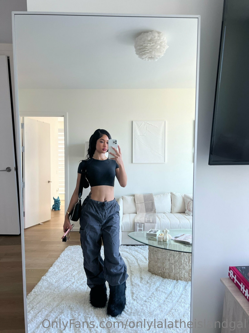 Photo by onlylalatheislandgal published on May 19,2023 19:20:12 - BestThots