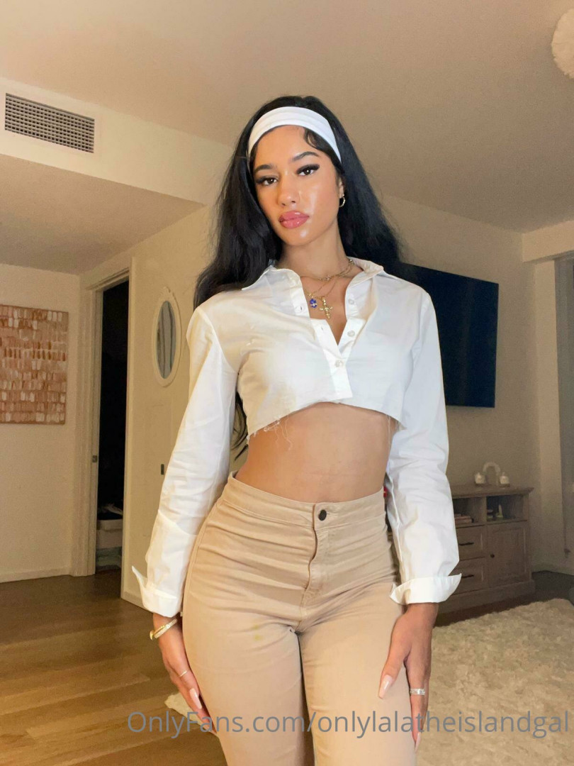 Photo by onlylalatheislandgal published on May 19,2023 19:20:29 - BestThots