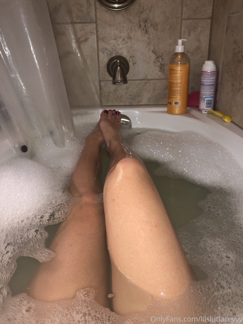 Photo by lilslutlaceyyy published on June 26,2023 20:27:19 - BestThots