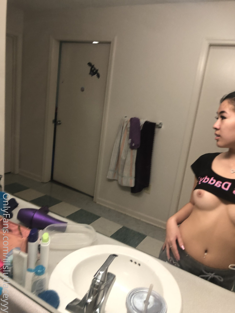 Photo by lilslutlaceyyy published on June 26,2023 20:46:12 - BestThots