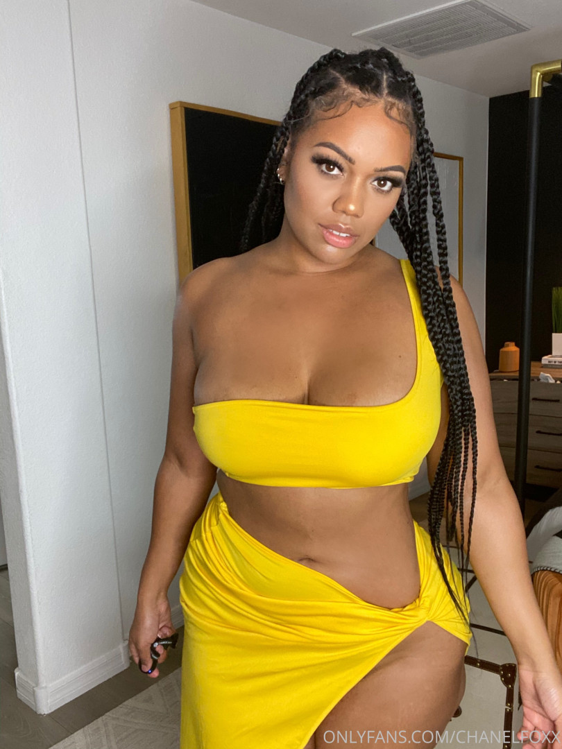 Photo by chanelfoxx published on August 23,2023 22:09:54 - BestThots