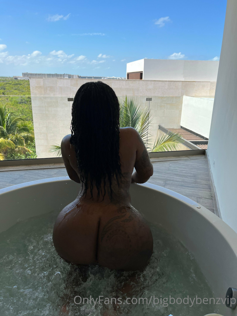 Photo by bigbodybenzvip published on December 10,2023 20:14:52 - BestThots
