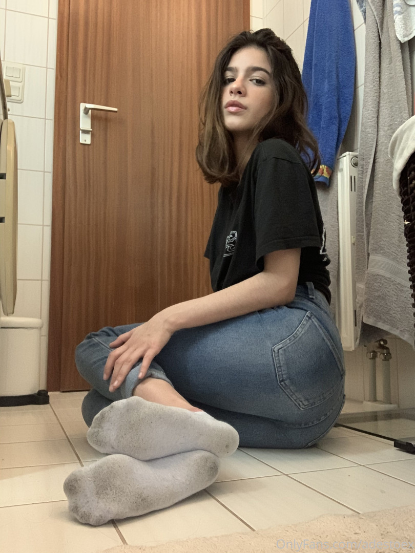 Photo by kitsunematic published on October 16,2023 00:34:46 - BestThots