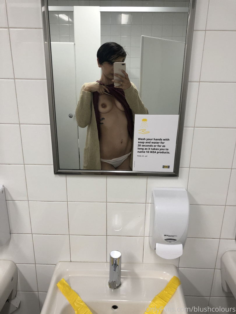 Photo by blushcolours published on October 12,2023 20:07:46 - BestThots