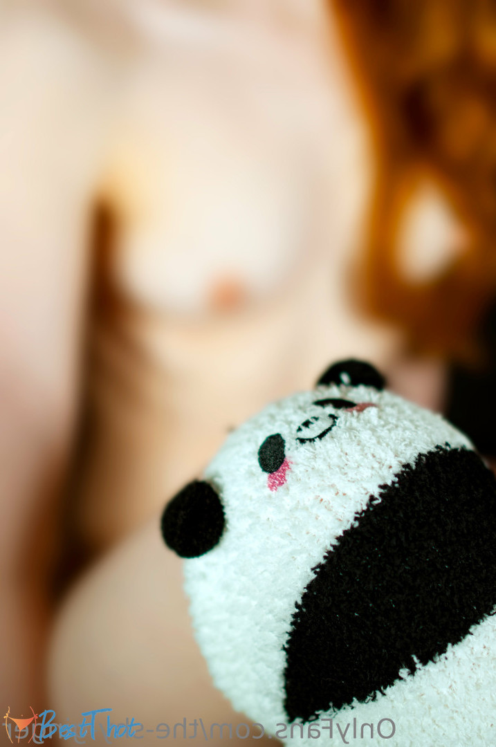 Photo by the-shy-ginger published on December 14,2024 10:04:25 - BestThots