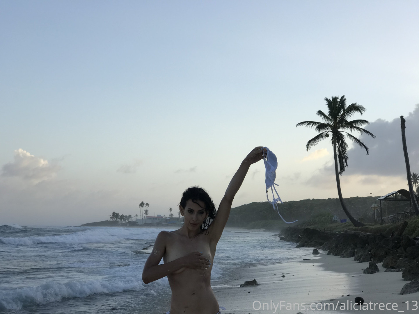 Photo by aliciatrece_13 published on June 22,2023 03:16:43 - BestThots