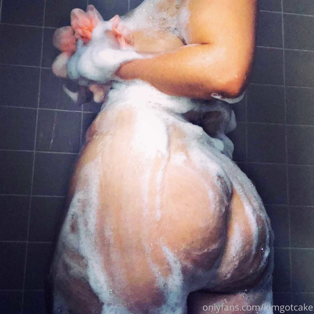 Photo by kimkosplay published on July 9,2023 21:01:55 - BestThots