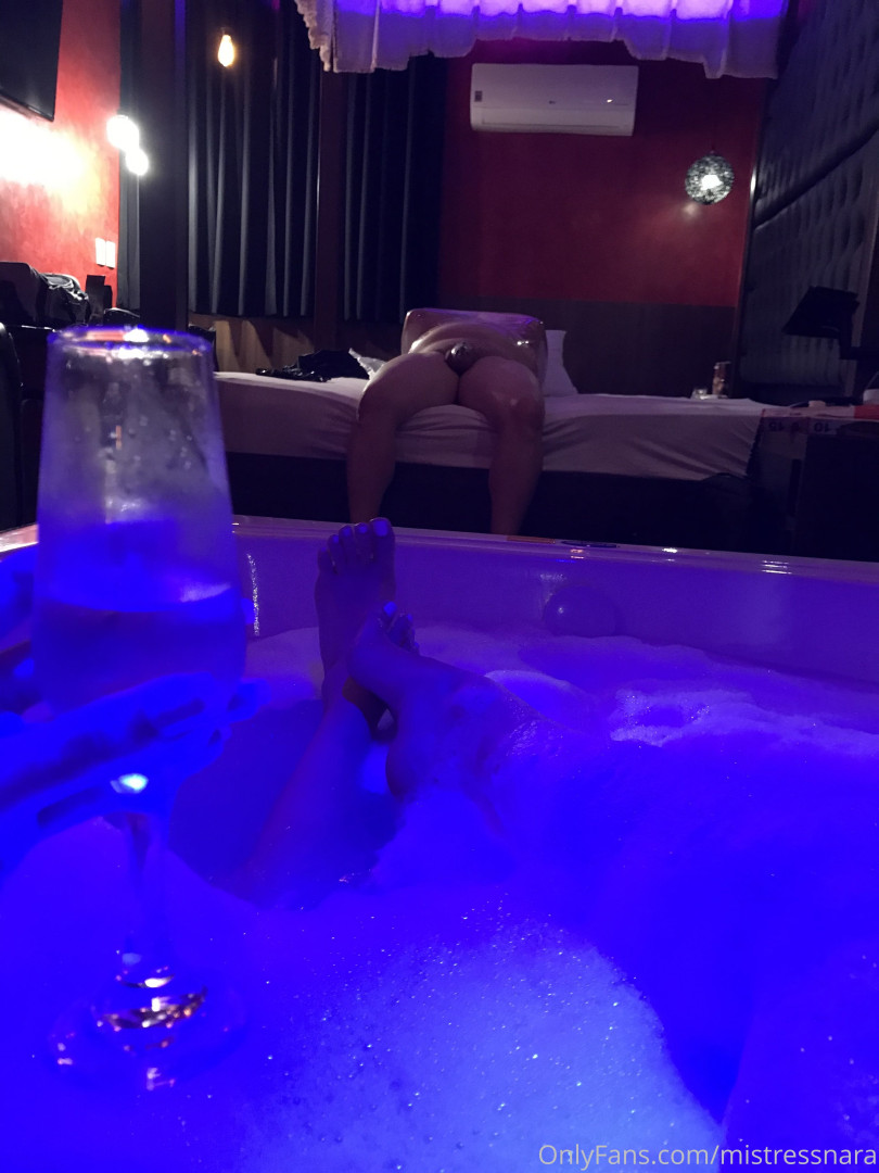 Photo by mistressnara published on November 6,2023 04:09:26 - BestThots