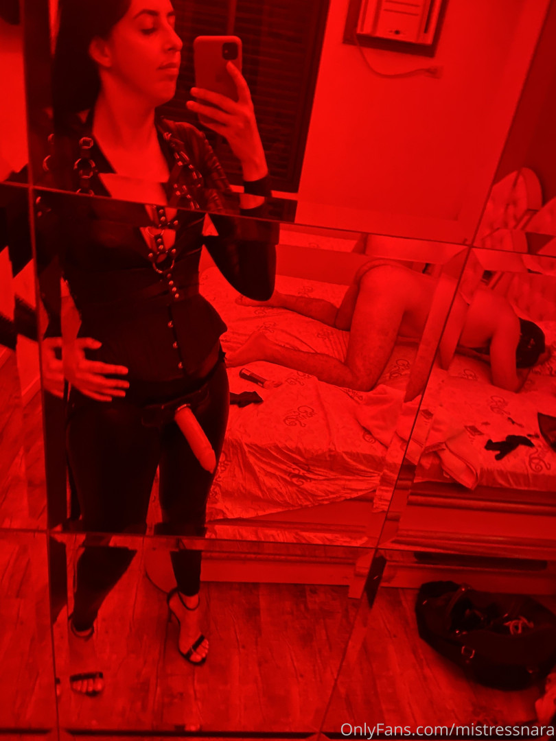 Photo by mistressnara published on November 6,2023 04:10:20 - BestThots