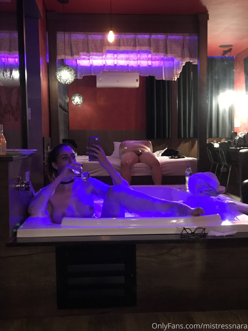 Photo by mistressnara published on November 6,2023 04:12:00 - BestThots