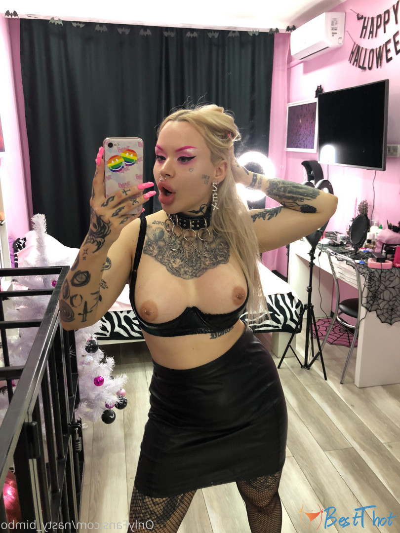 Photo by nasty_bimbo published on December 12,2024 09:54:54 - BestThots