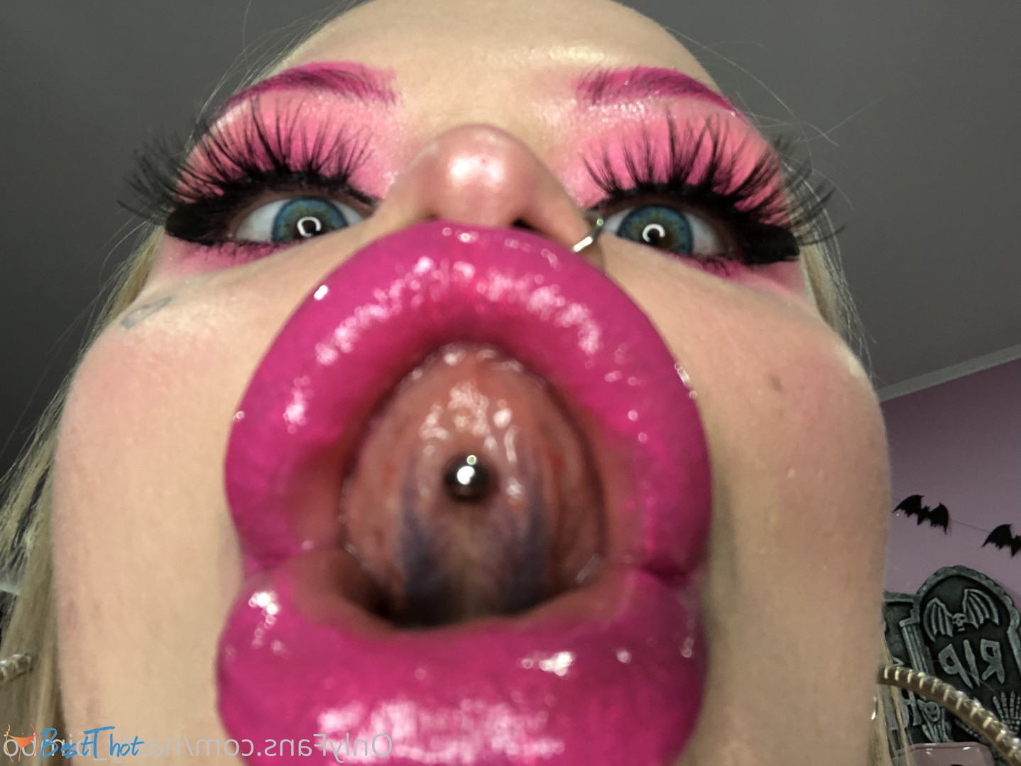 Photo by nasty_bimbo published on December 12,2024 09:57:37 - BestThots