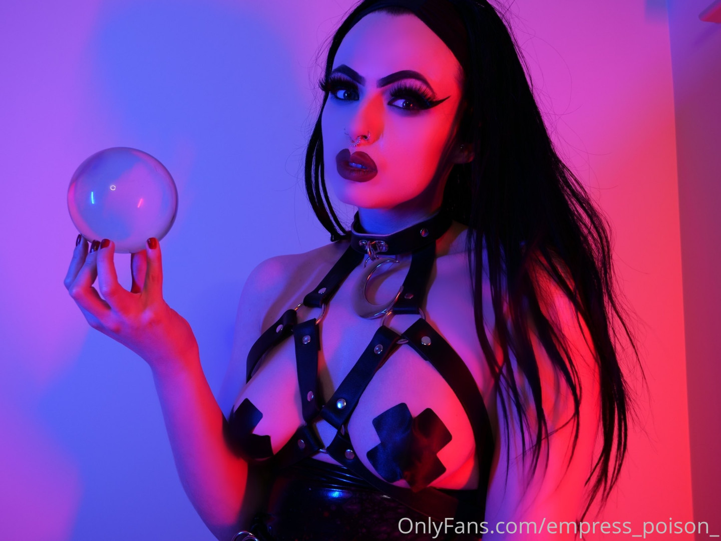 Photo by empress_poison_ published on June 20,2023 03:32:54 - BestThots