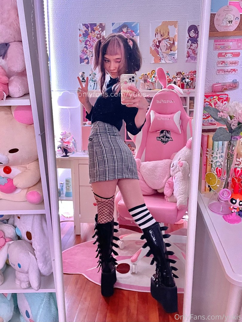 Photo by ywuuki published on May 15,2023 16:41:30 - BestThots
