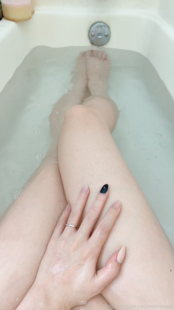 Photo by morestellewds published on October 25,2023 00:21:35 - BestThots