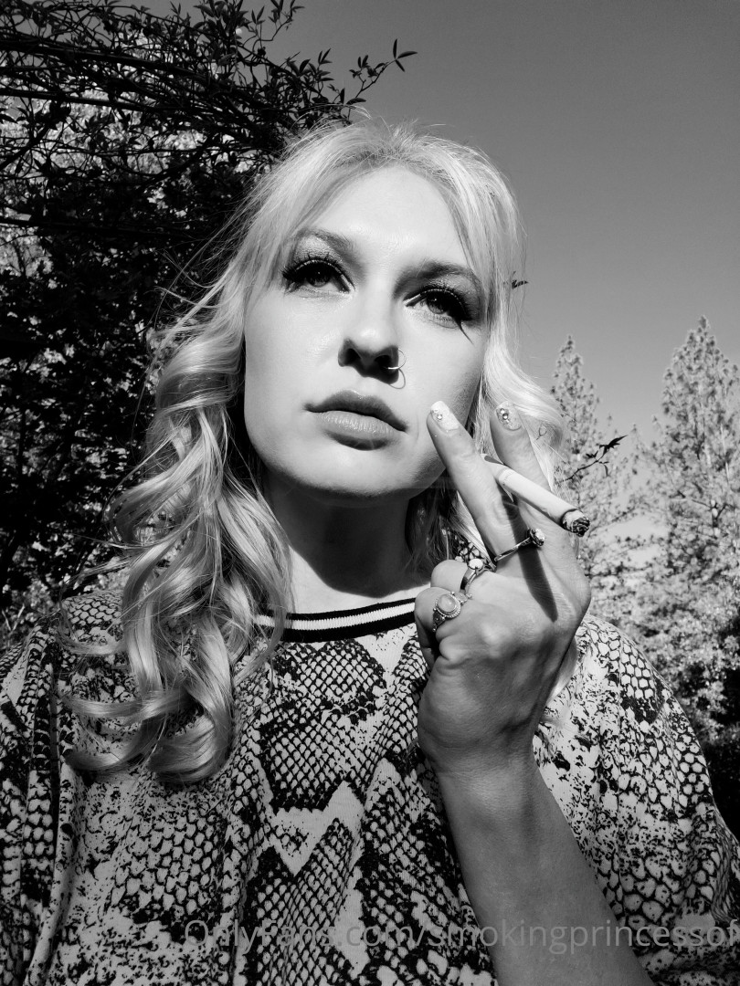 Photo by smokingprincessof published on May 17,2023 21:42:59 - BestThots