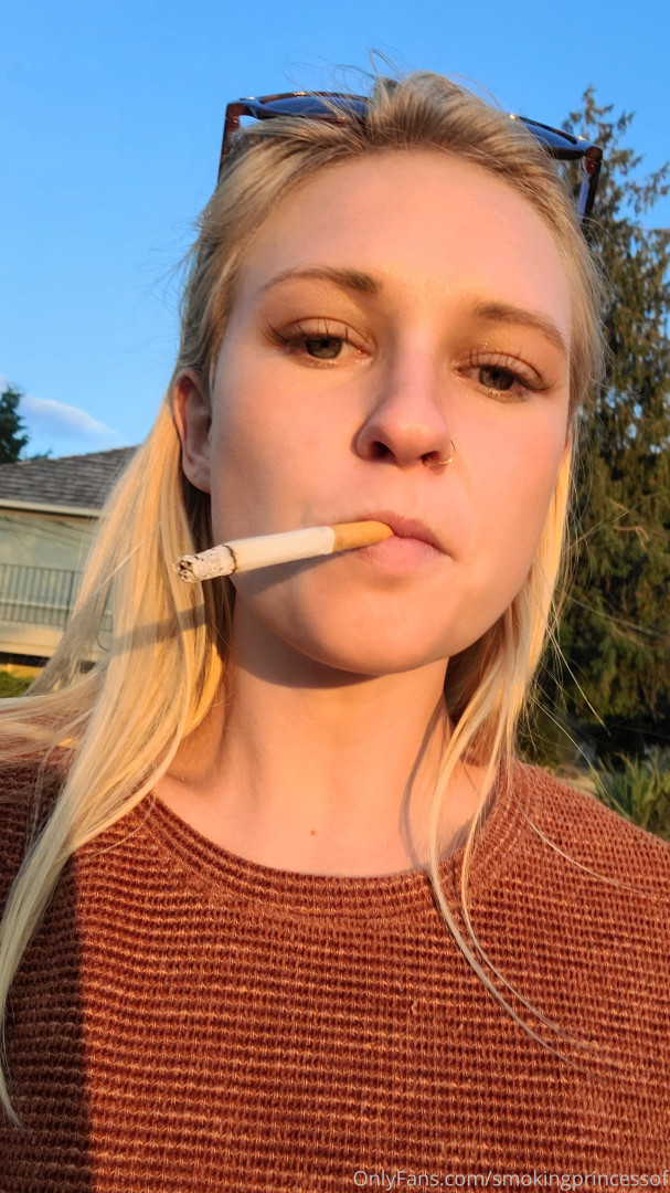 Photo by smokingprincessof published on May 17,2023 21:44:09 - BestThots