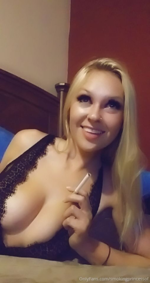 Photo by smokingprincessof published on May 17,2023 21:44:59 - BestThots