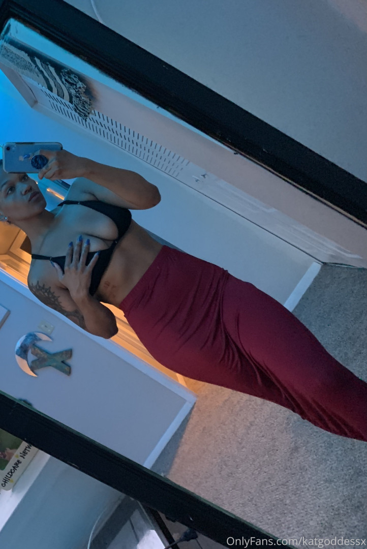 Photo by katgoddessx published on July 10,2023 01:29:09 - BestThots