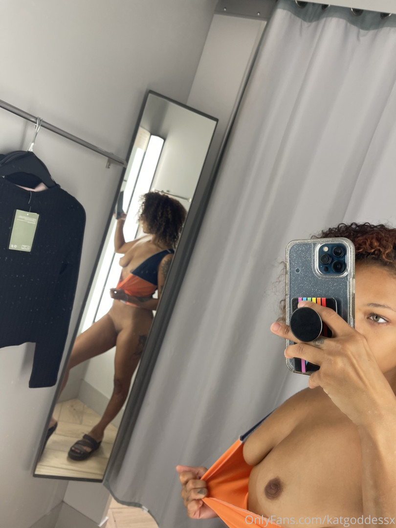 Photo by katgoddessx published on July 10,2023 01:39:31 - BestThots